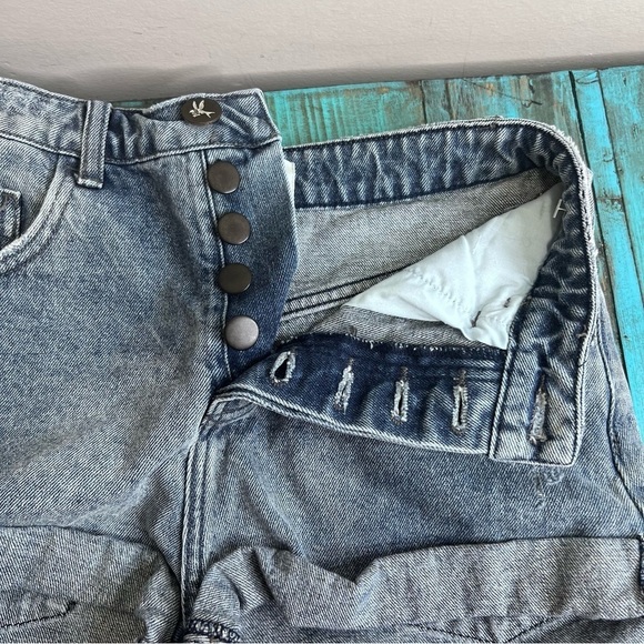 One Teaspoon High Waist Bandits Slim Fit Twisted Cuff Hem Size 27 - Picture 9 of 13